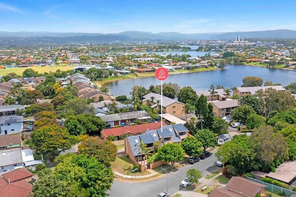 Coastal Comfort In Burleigh Heads Parking And Wifi * Gold Coast