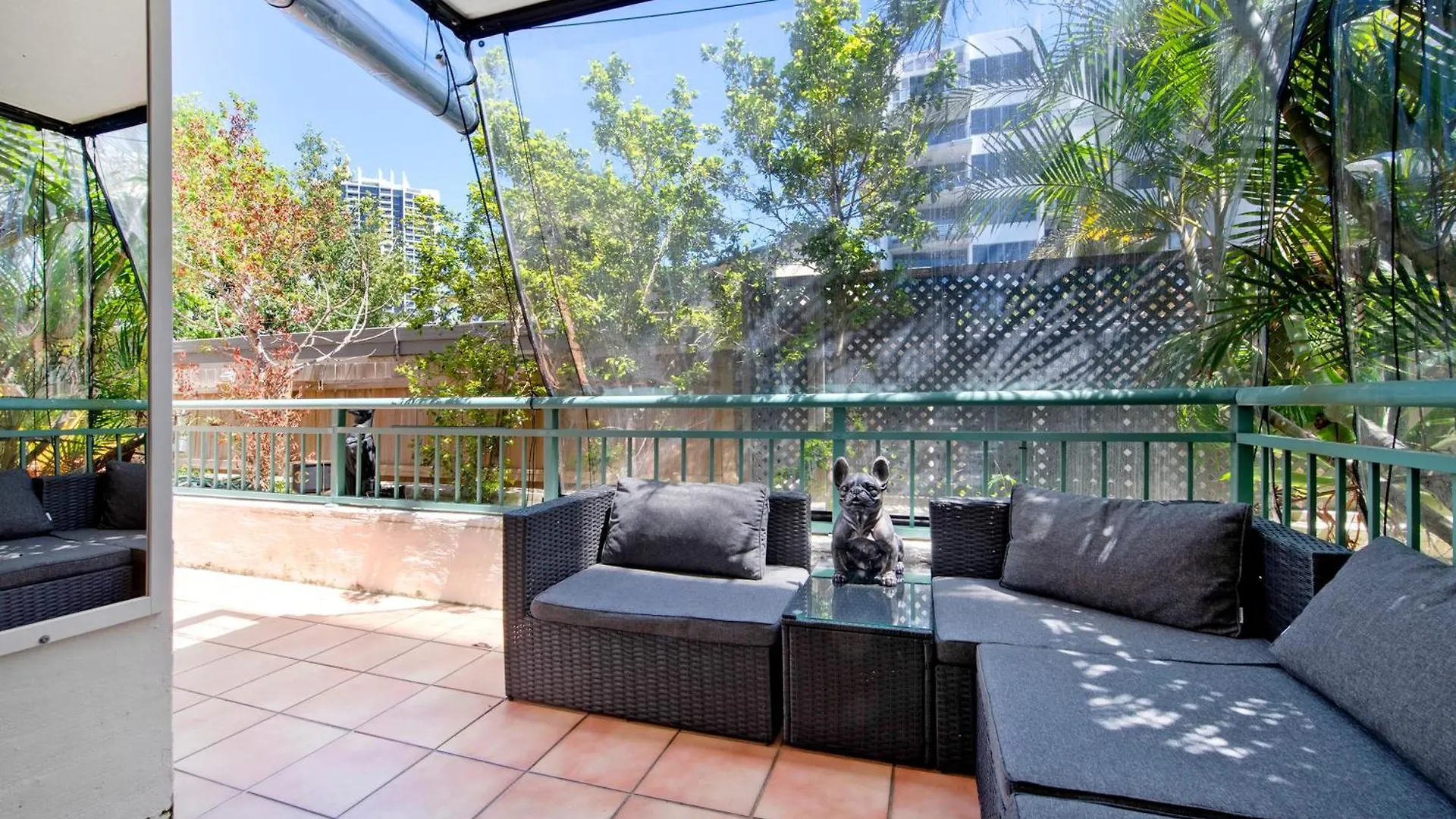Pets Paradise - Location With Free Parking *