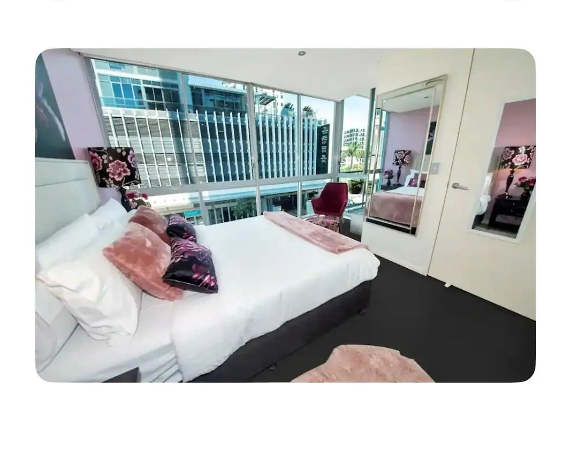 Cityscape Retreat 2 Bedroom Apartment