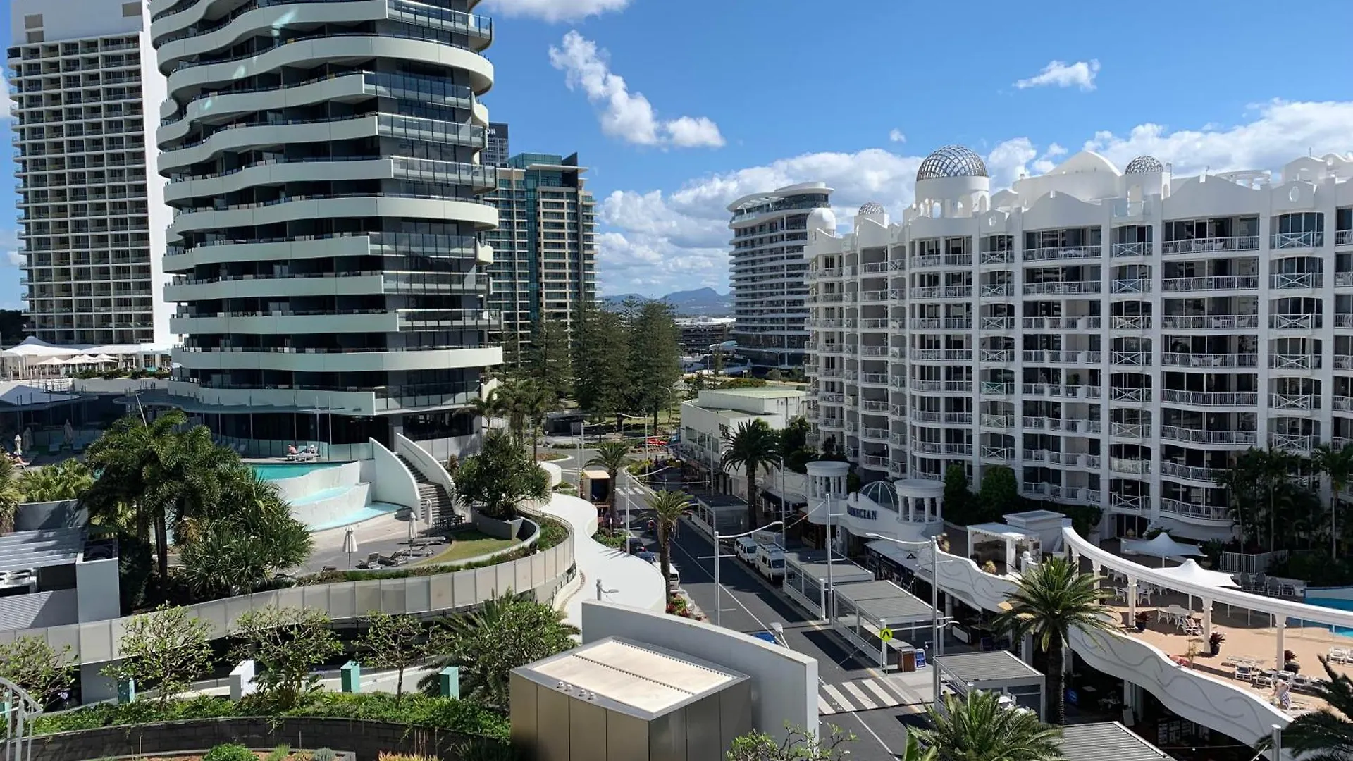 The Wave 2404 Gold Coast