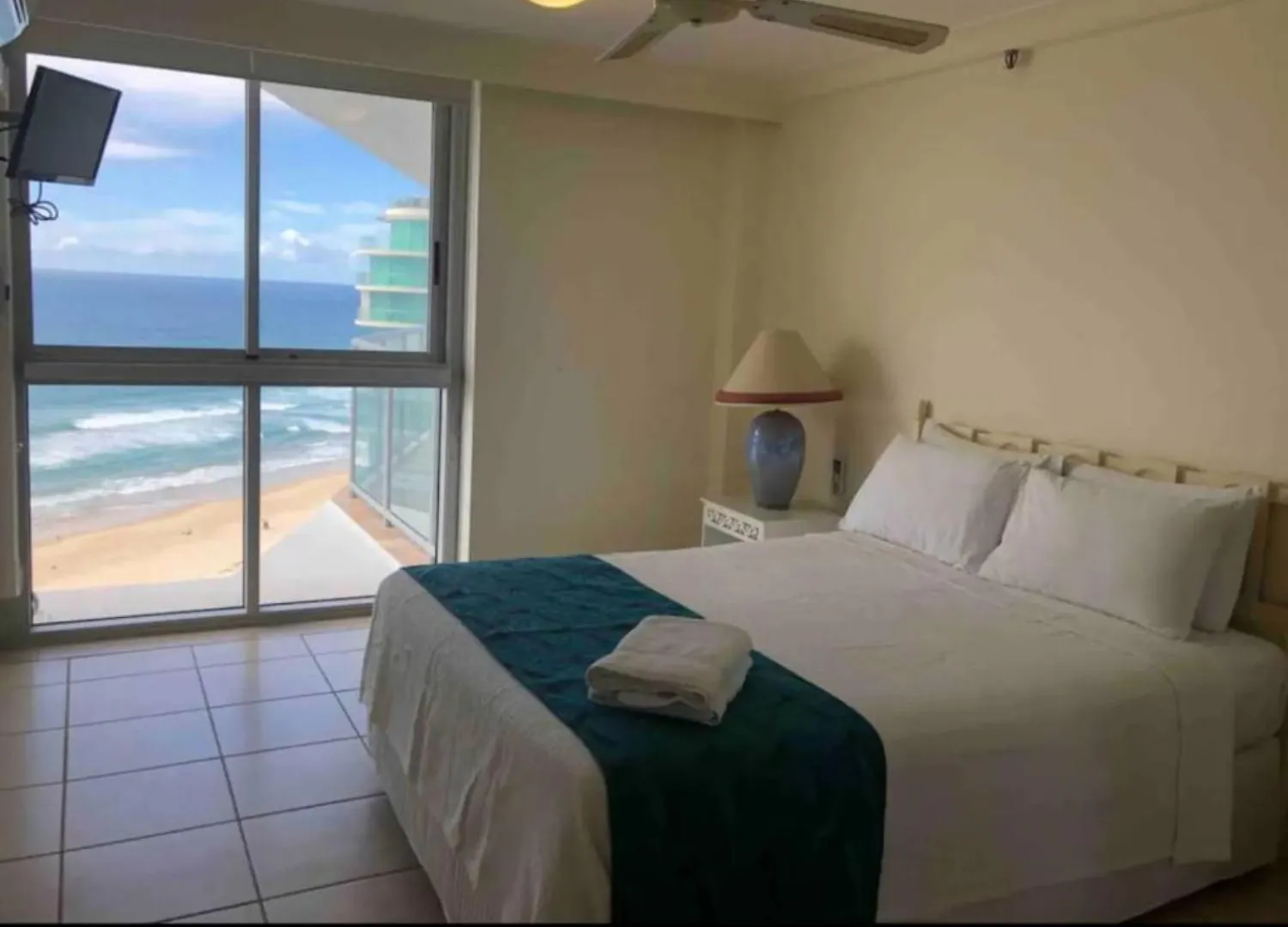 Oceanic Dream Haven דירה