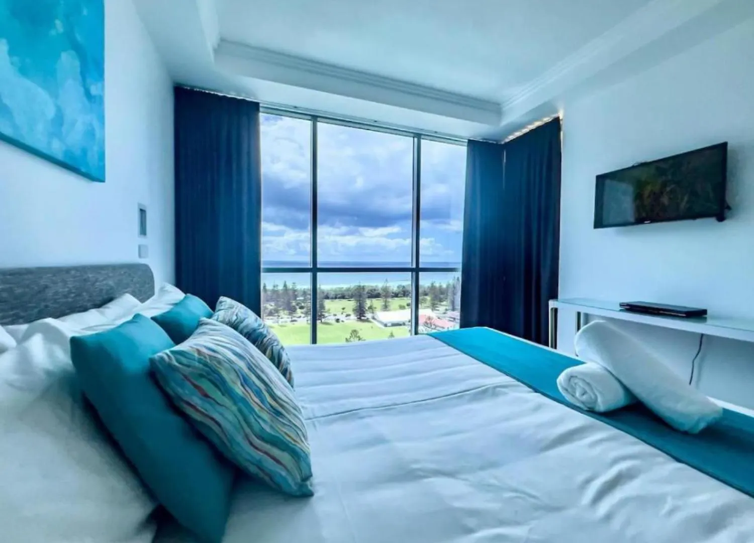 Ocean Whisper Broadbeach