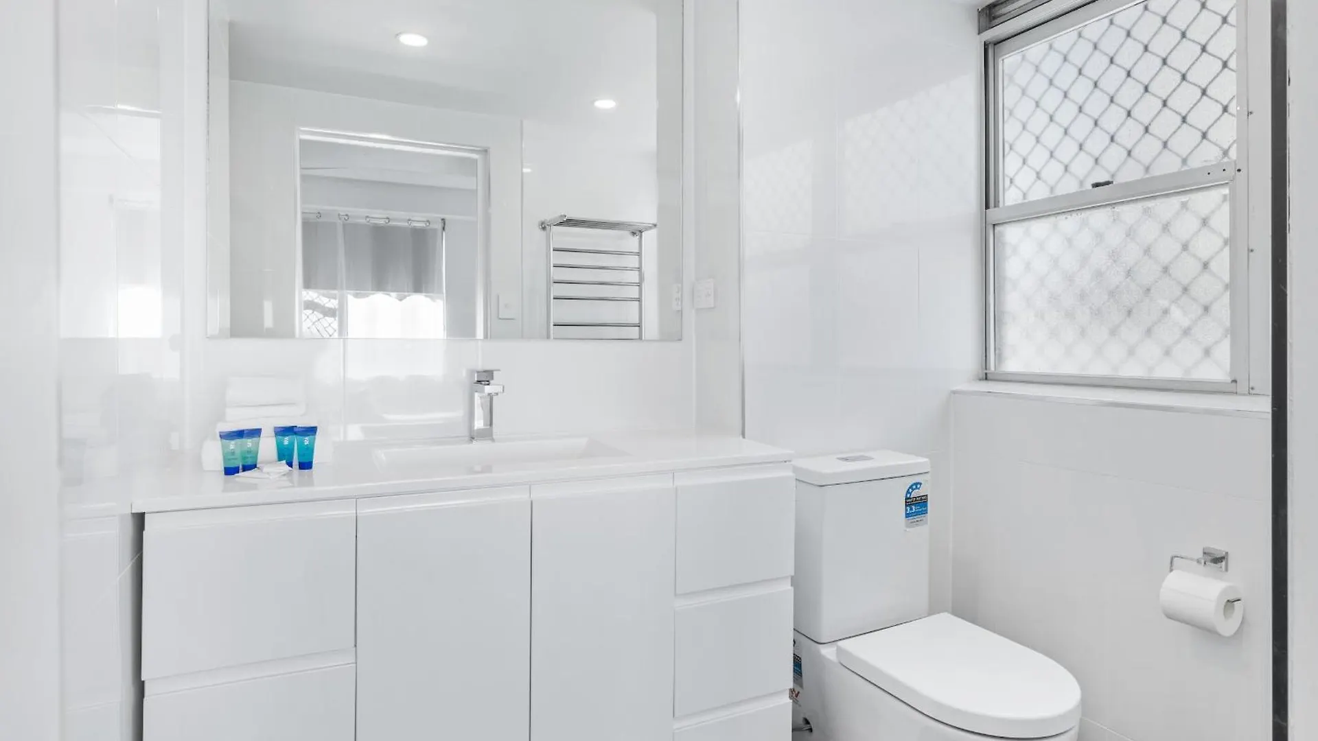 4bed2bath Ocean Breeze Getaway - Pacific St Gem * Gold Coast
