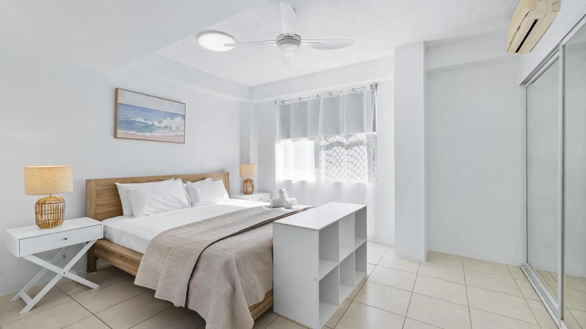 4bed2bath Ocean Breeze Getaway - Pacific St Gem *