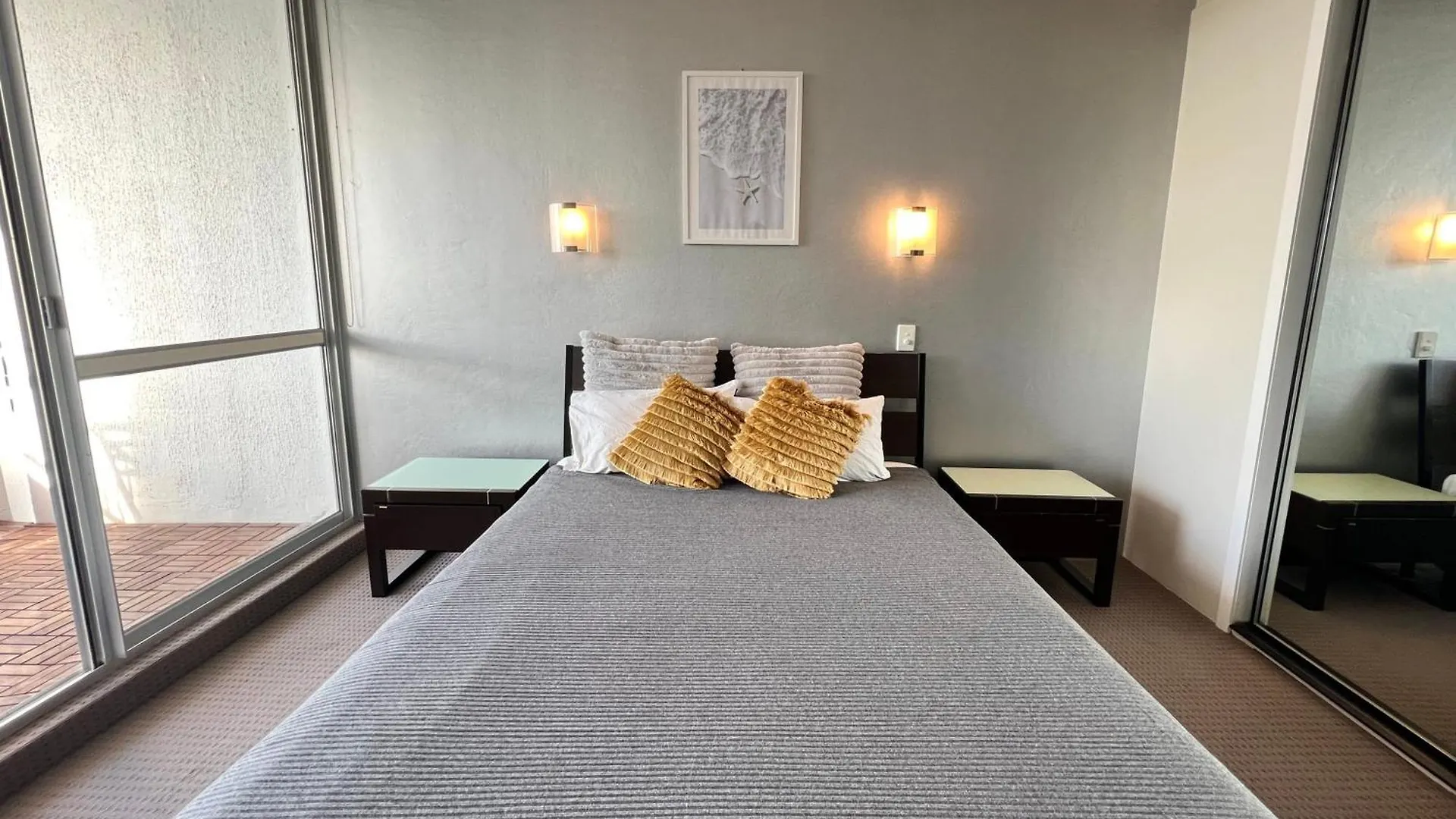 High Level Spacious Ocean View At Surfers 公寓