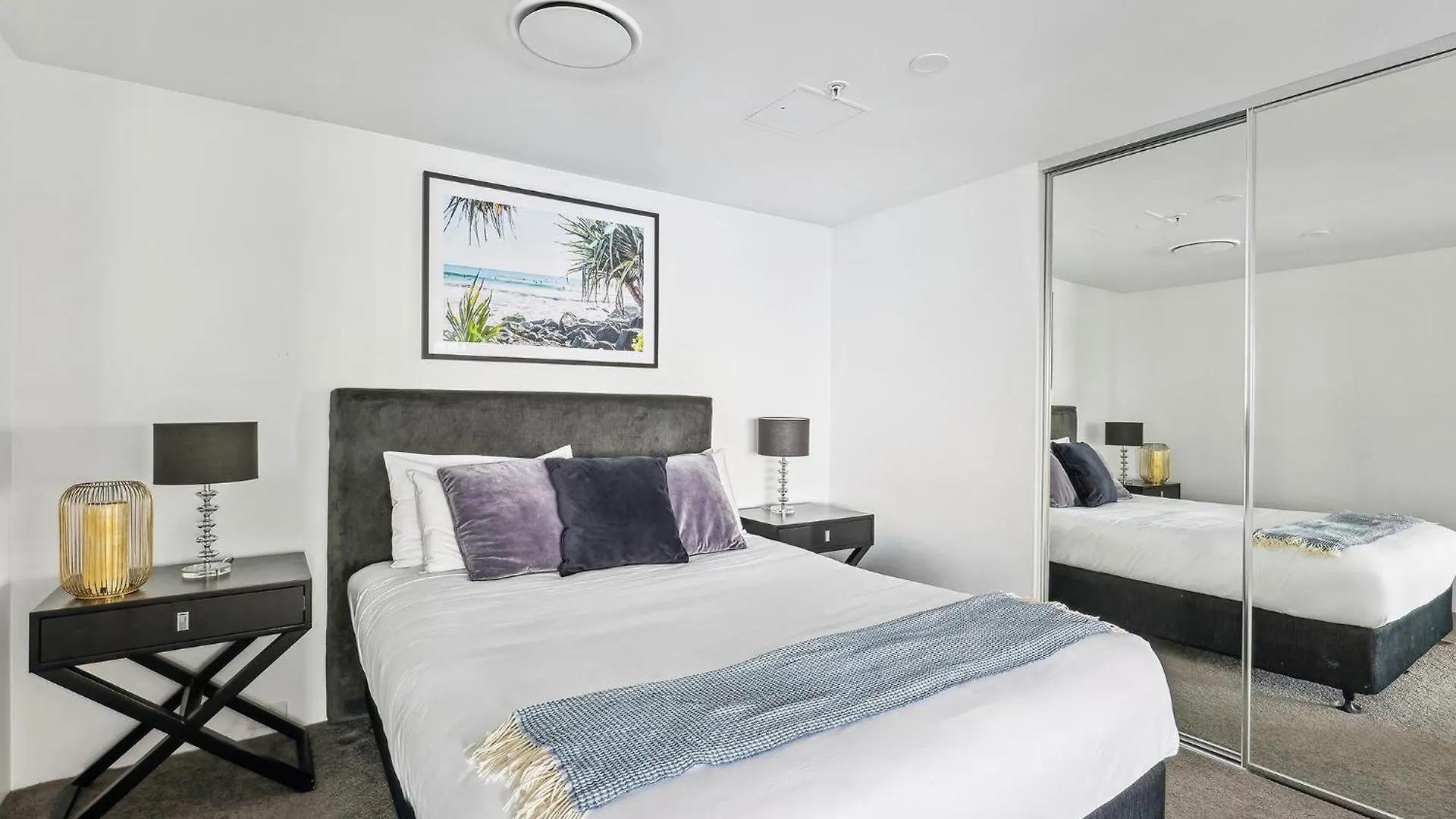Designer At Q1 - Gclr Apartment