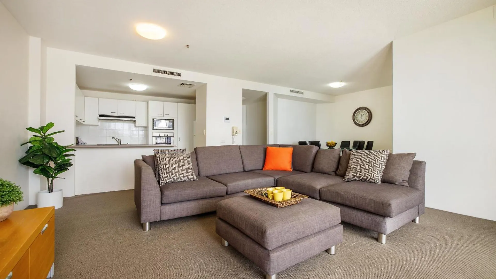 Paradise Centre Managed By Gchs * Gold Coast