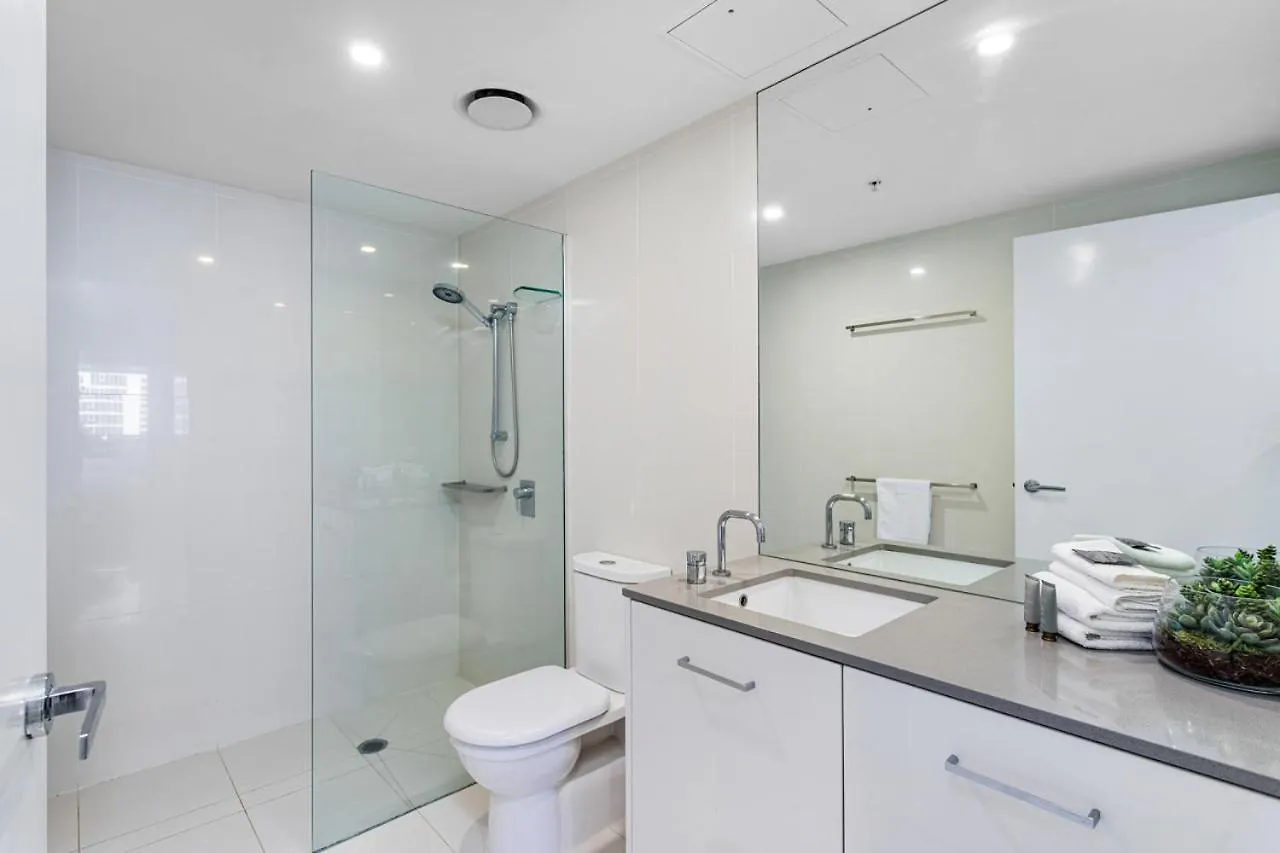 Apartment Coastal Skyline Luxury Gold Coast