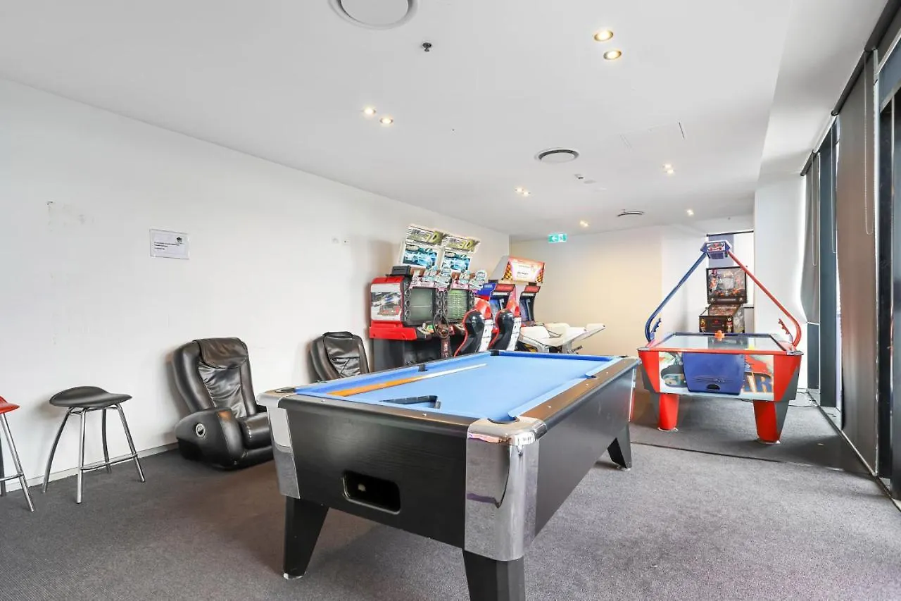 Apartment Coastal Skyline Luxury Gold Coast