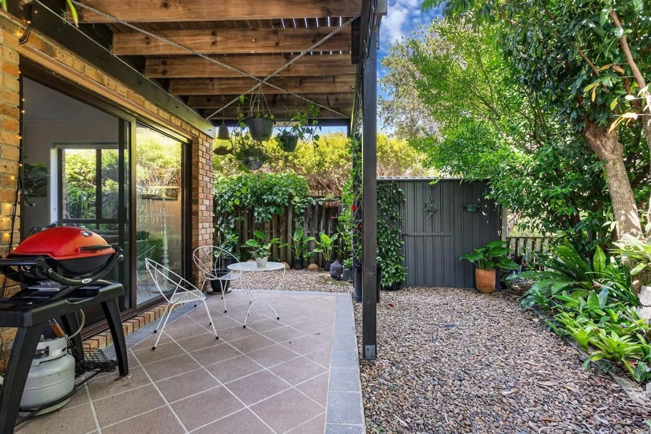 בית נופש Riverfront Oasis In Elanora *