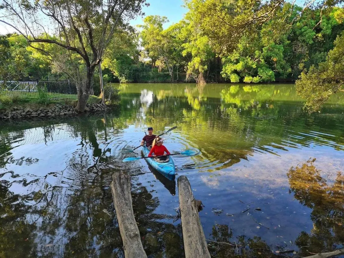 Riverfront Oasis In Elanora גולד קוסט