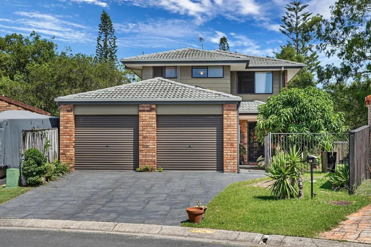Riverfront Oasis In Elanora