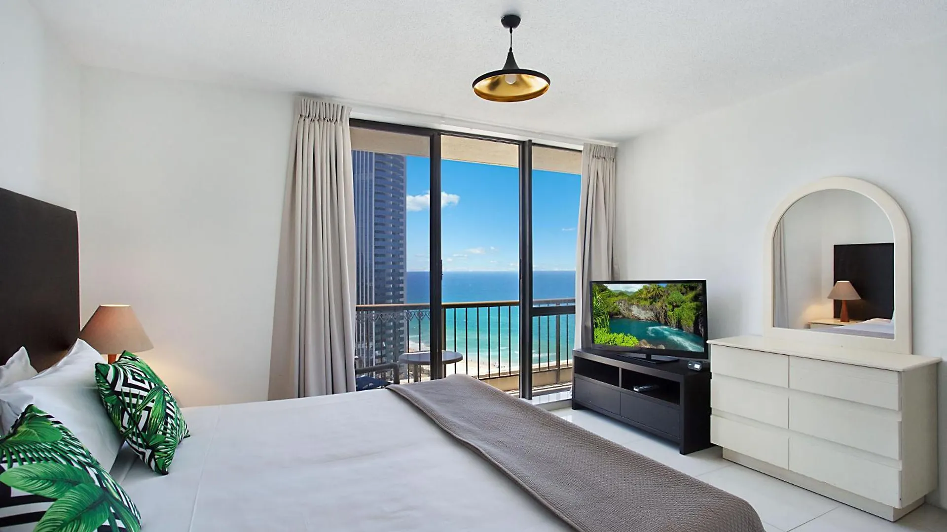 Paradise Centre Managed By Gchs Apartman *