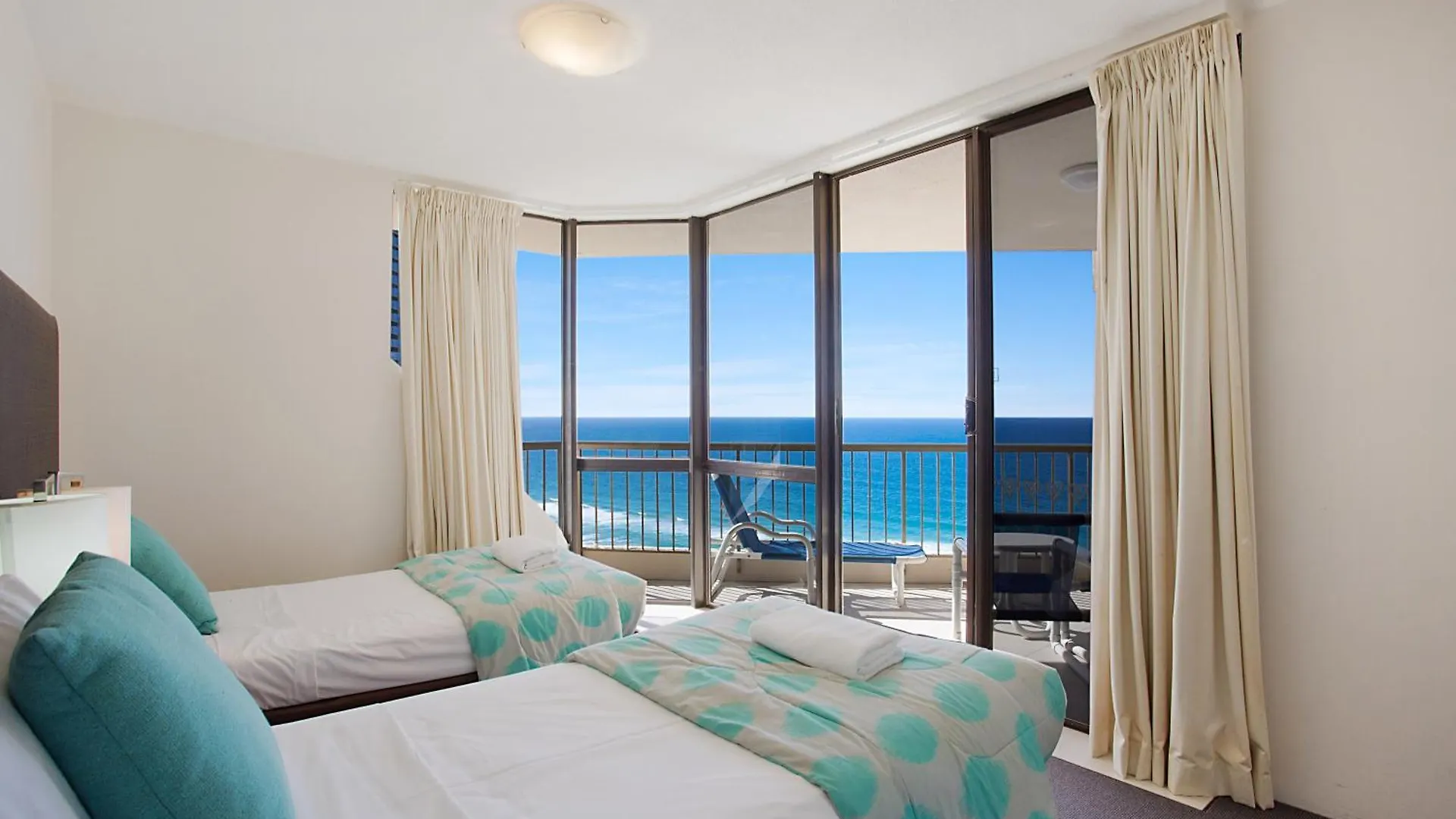 Paradise Centre Managed By Gchs Gold Coast