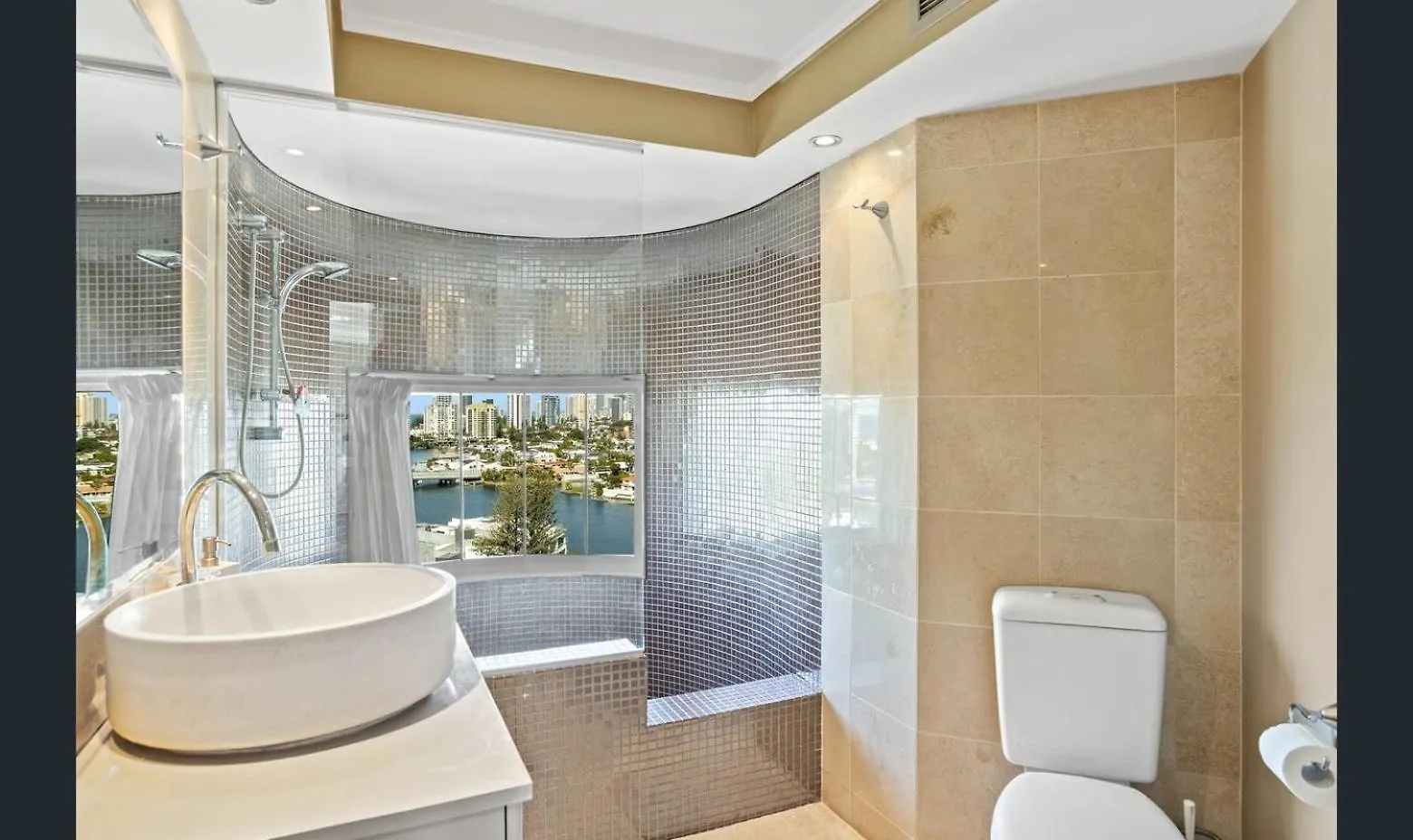 Superior Penthouse In Surfers Paradise On The Χρυσή Ακτή