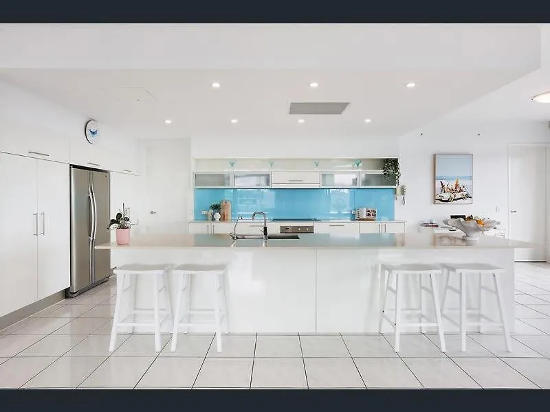 Mermaid Luxury Penthouse דירה