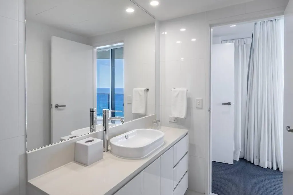 Panoramic Views At Orchid Avenue 골드코스트