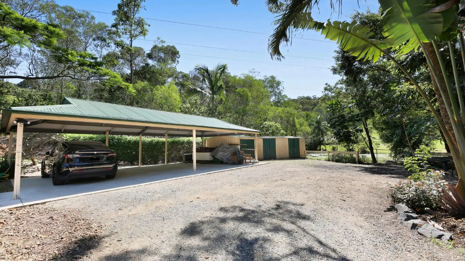 Spacious 4-bed Hinterland Luxury Escape With Pool Сasa de vacaciones