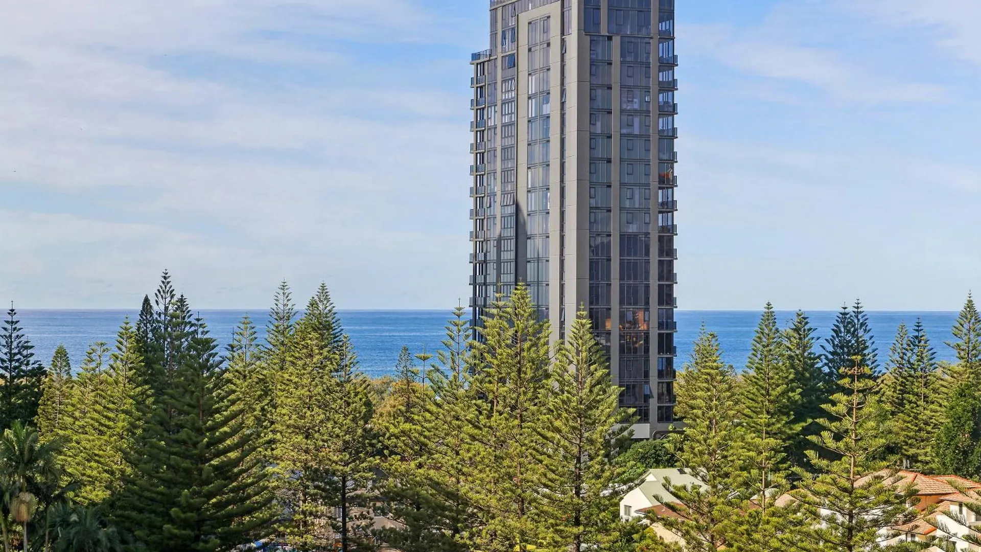 Spacious 1-bed With Pool & Sauna In Broadbeach Χρυσή Ακτή