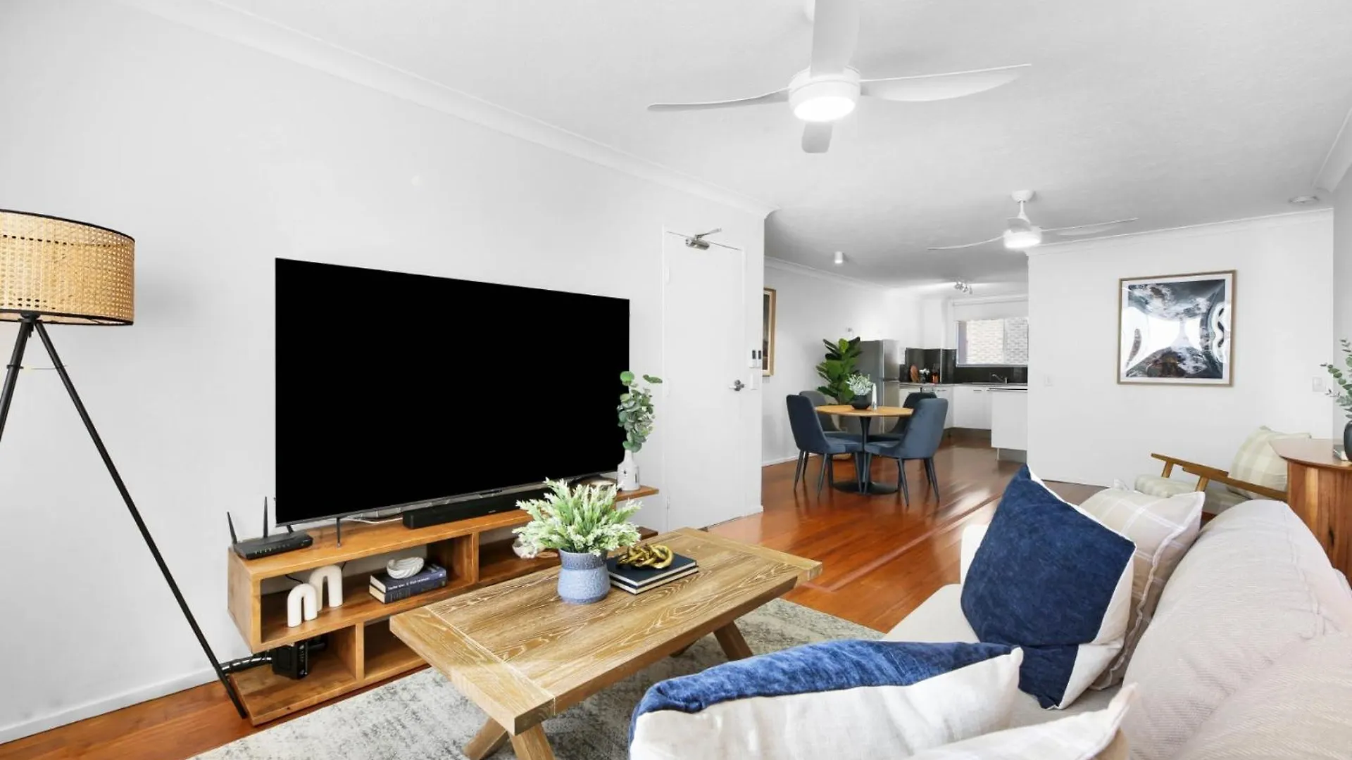 2-bed With Alfresco Dining, 200m To The Daire Gold Coast