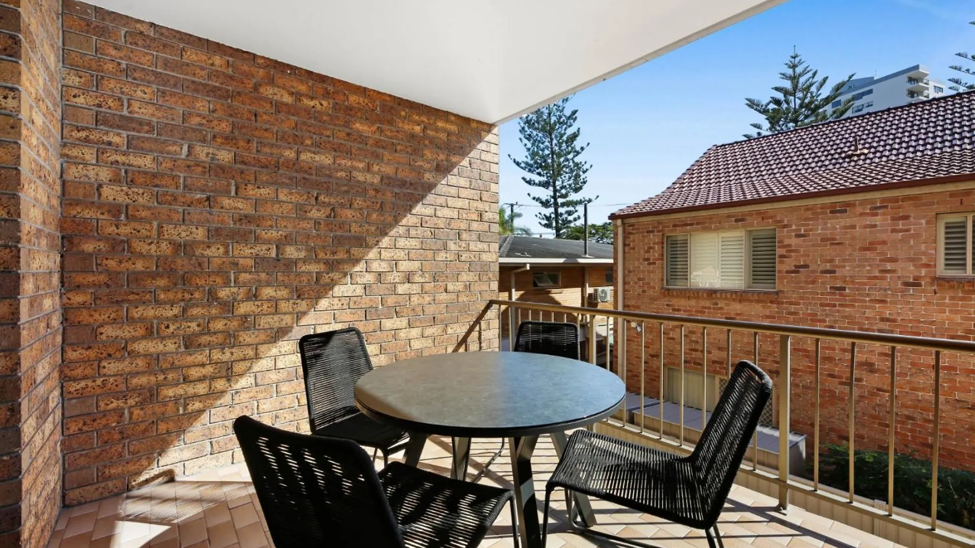 Daire 2-bed With Alfresco Dining, 200m To The