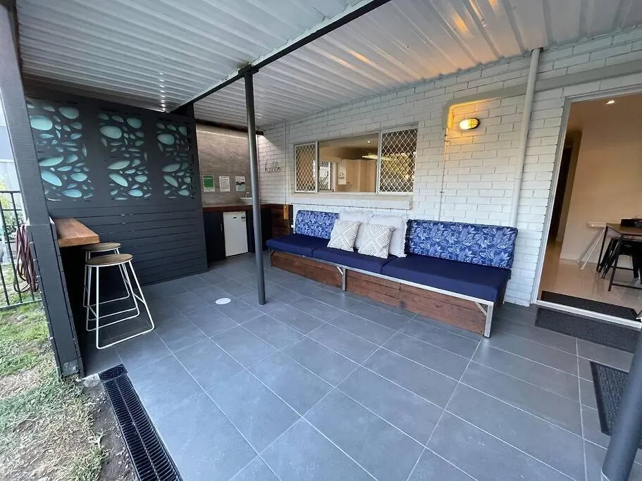 Miami's Family Getaway Sleeps 10, Pool, Patio, Walk To North Burleigh & Shops * Gold Coast