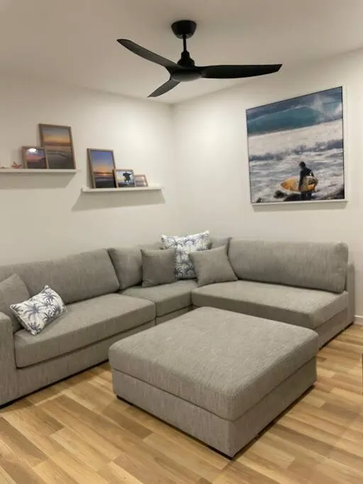 Apartman Miami's Family Getaway Sleeps 10, Pool, Patio, Walk To North Burleigh & Shops Gold Coast