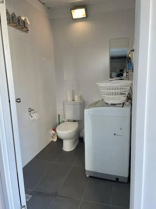 Miami's Family Getaway Sleeps 10, Pool, Patio, Walk To North Burleigh & Shops * Gold Coast