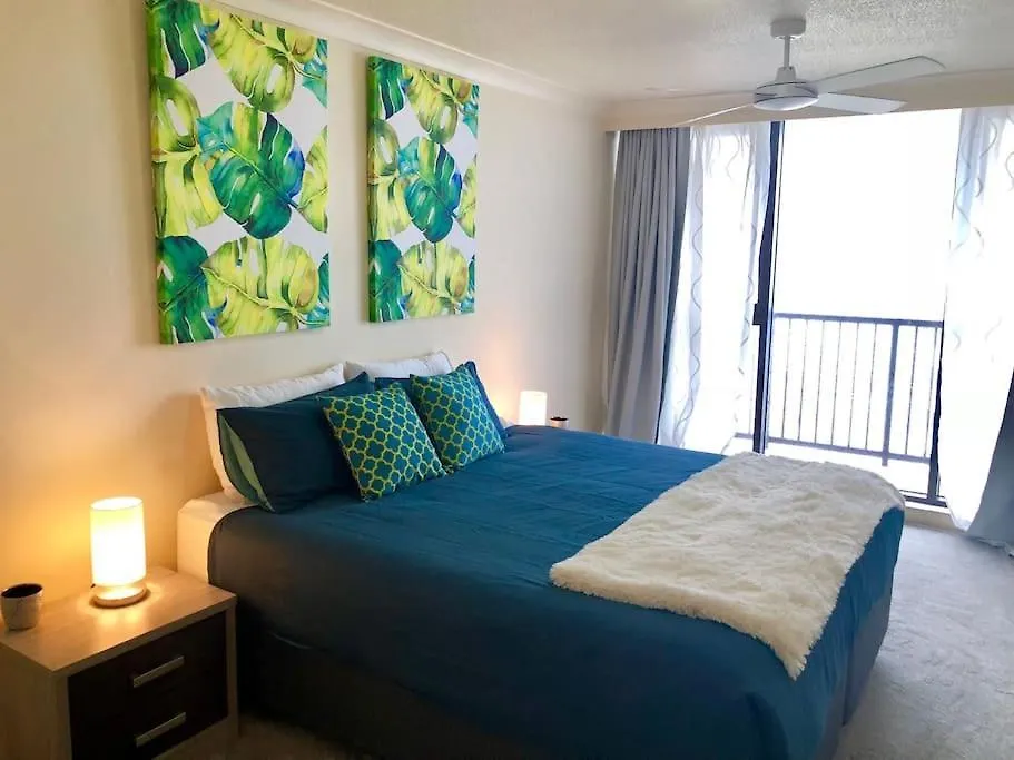 Apartment 2br Beachfront Family Friendly Surfers *