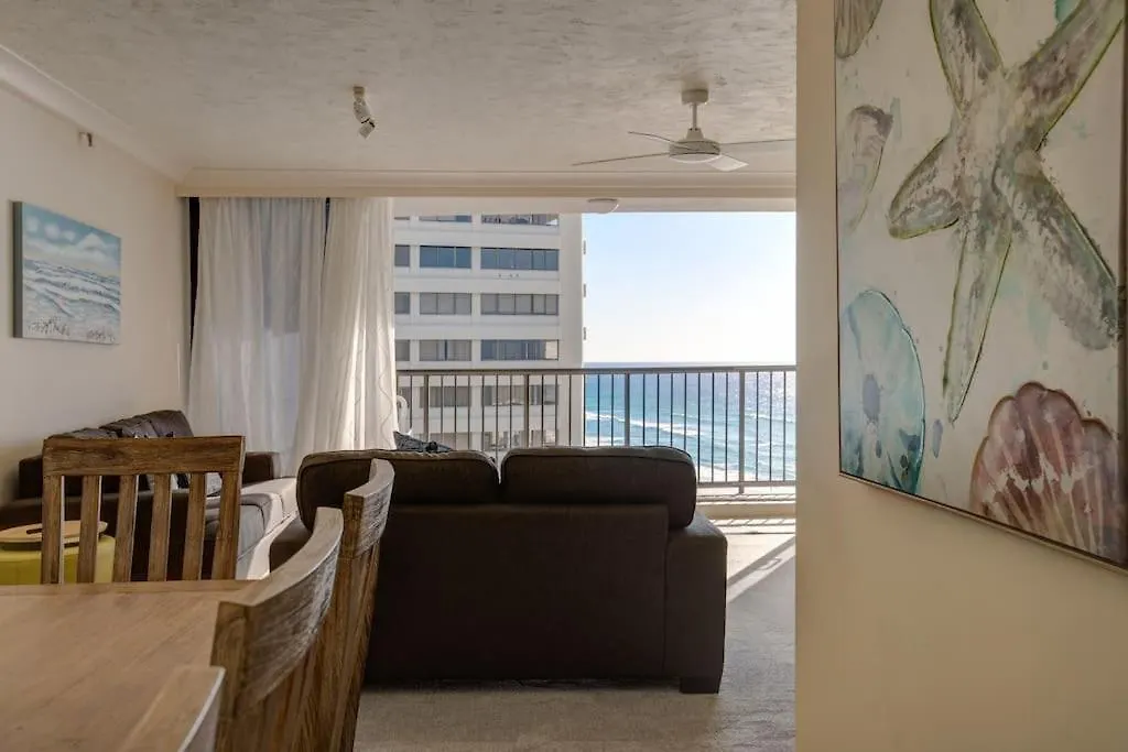 Apartment 2br Beachfront Family Friendly Surfers *