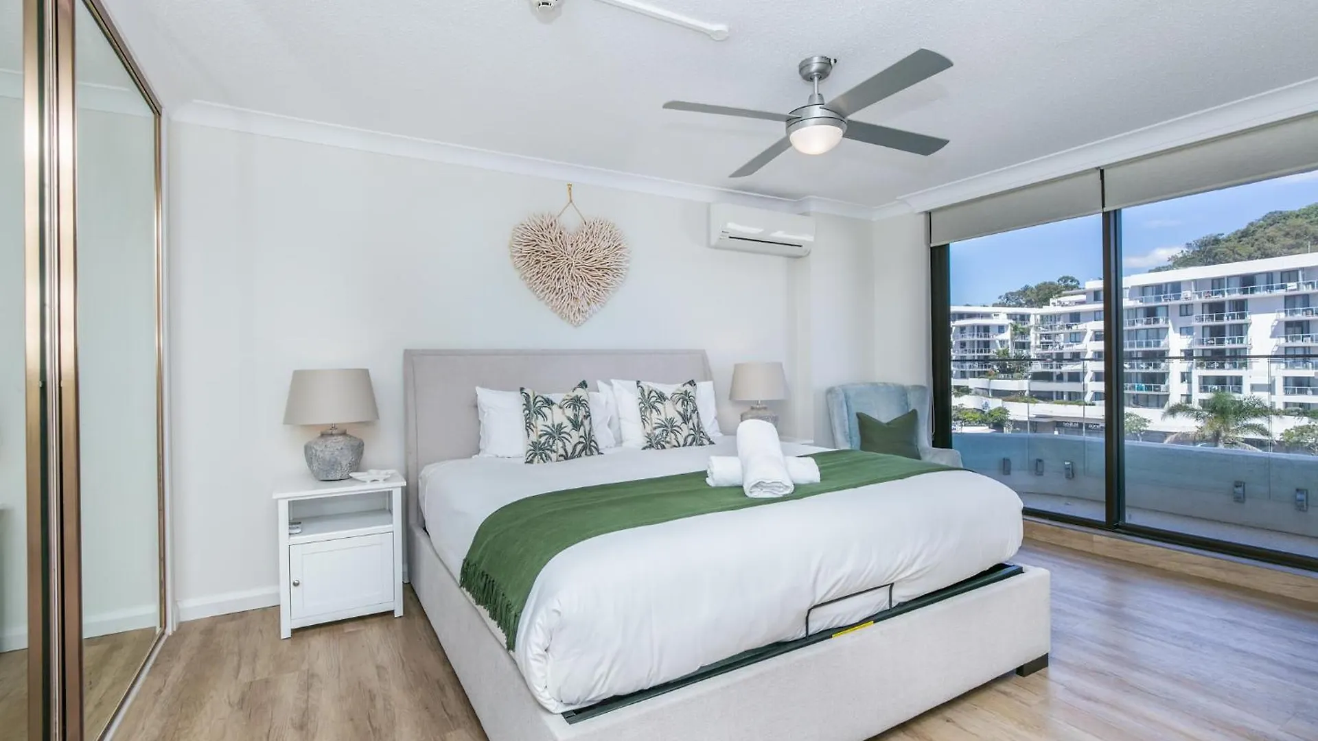 Bliss On Burleigh * Gold Coast