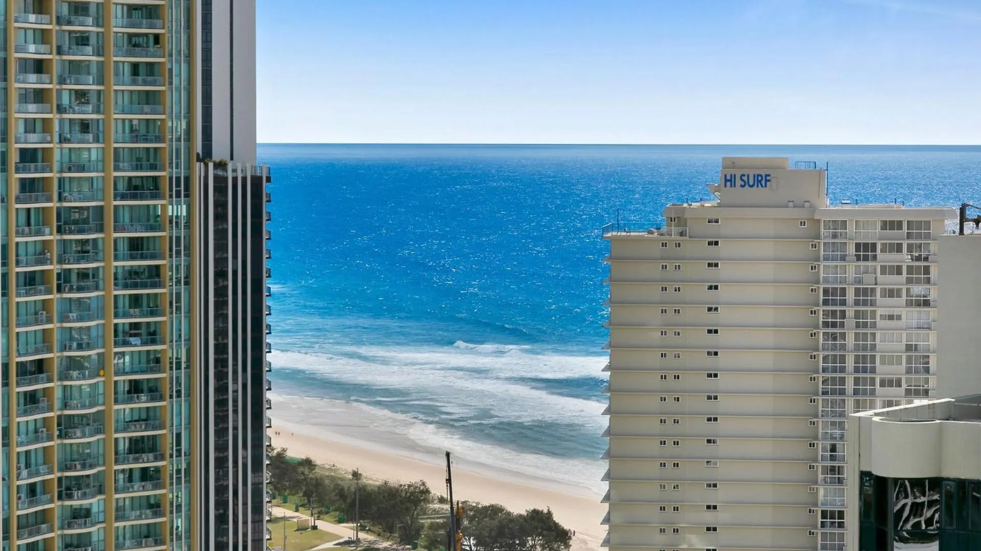 Crown Towers Deluxe 3 Bedroom - Coasthm Gold Coast