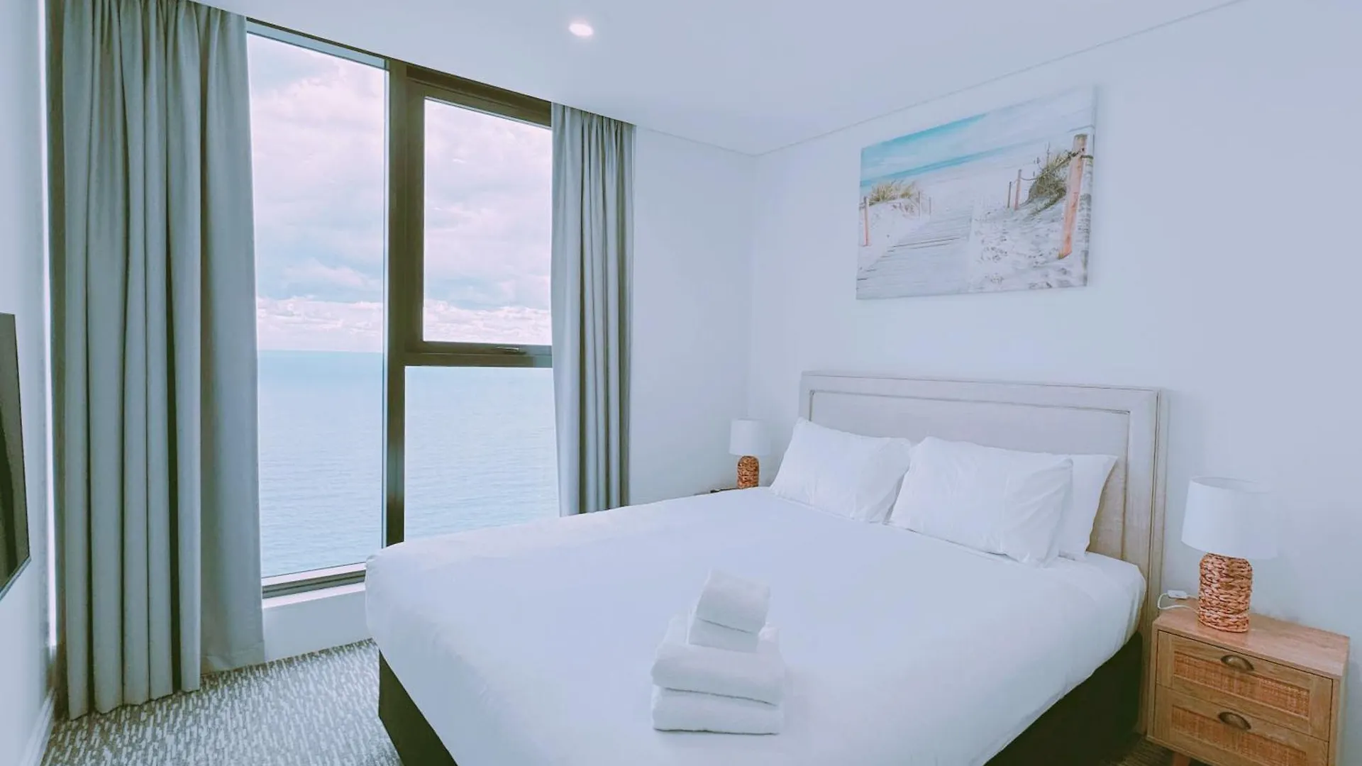 Serain Residences On 88 Esplanade Surfers Paradise