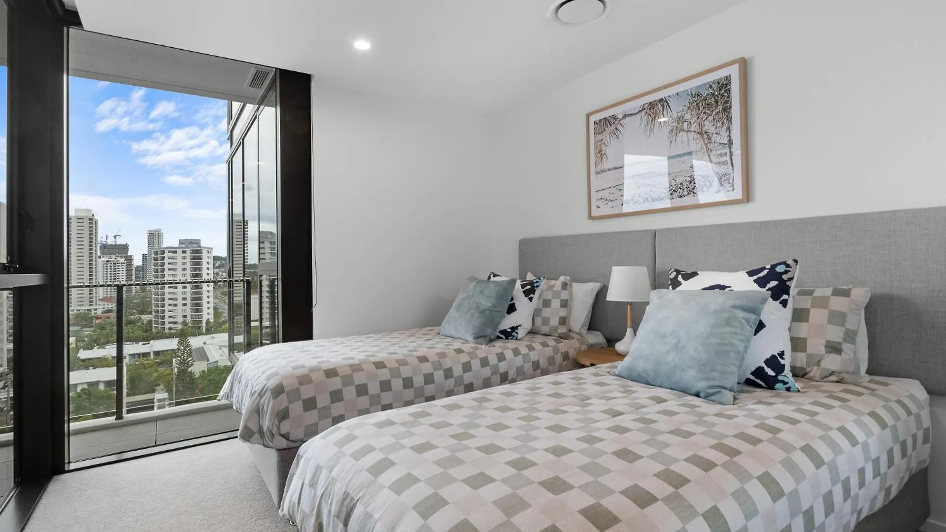 Immaculate Burleigh At Sandbar Burleigh Heads Apartment *