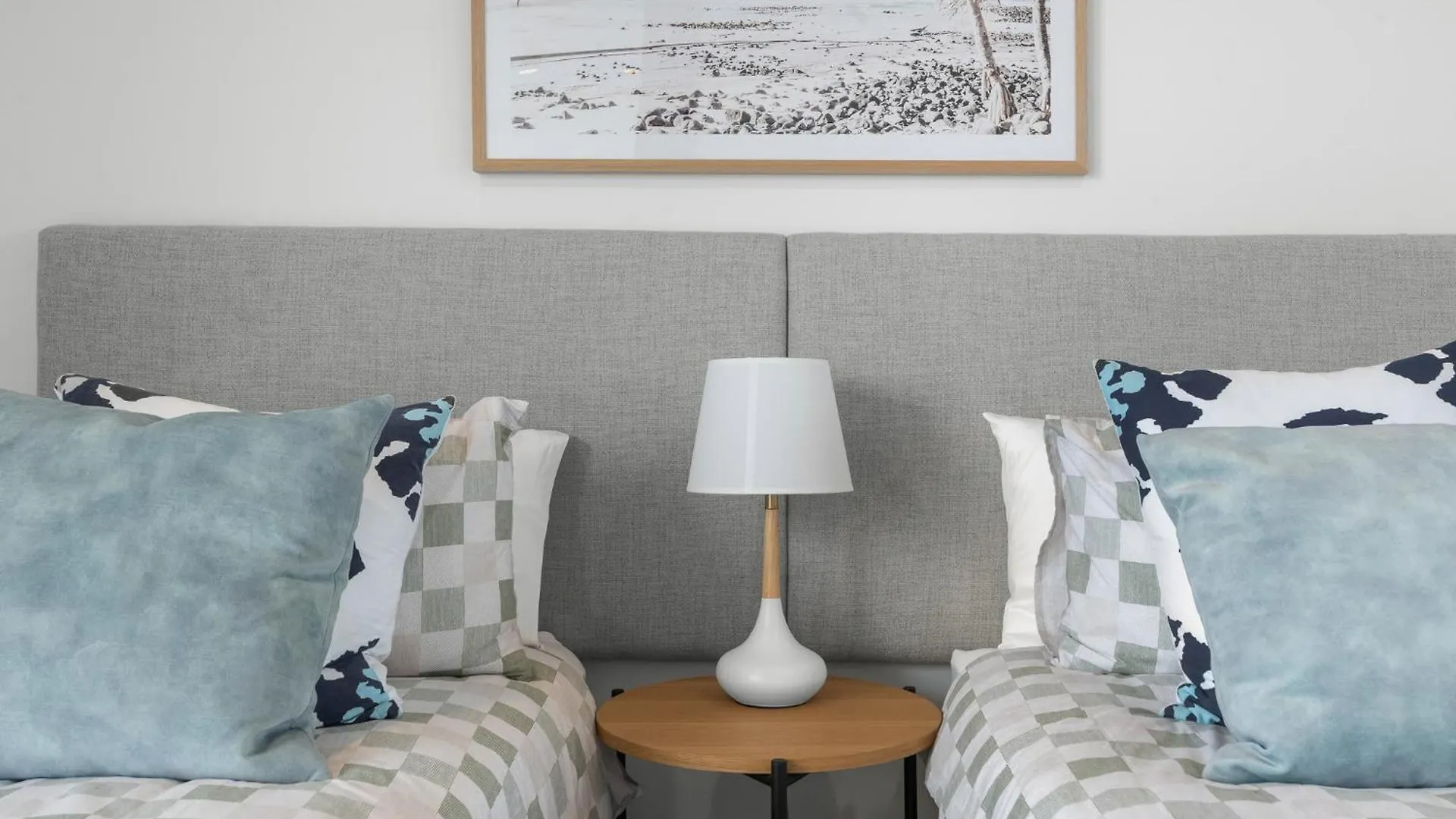 Immaculate Burleigh At Sandbar Burleigh Heads Apartment