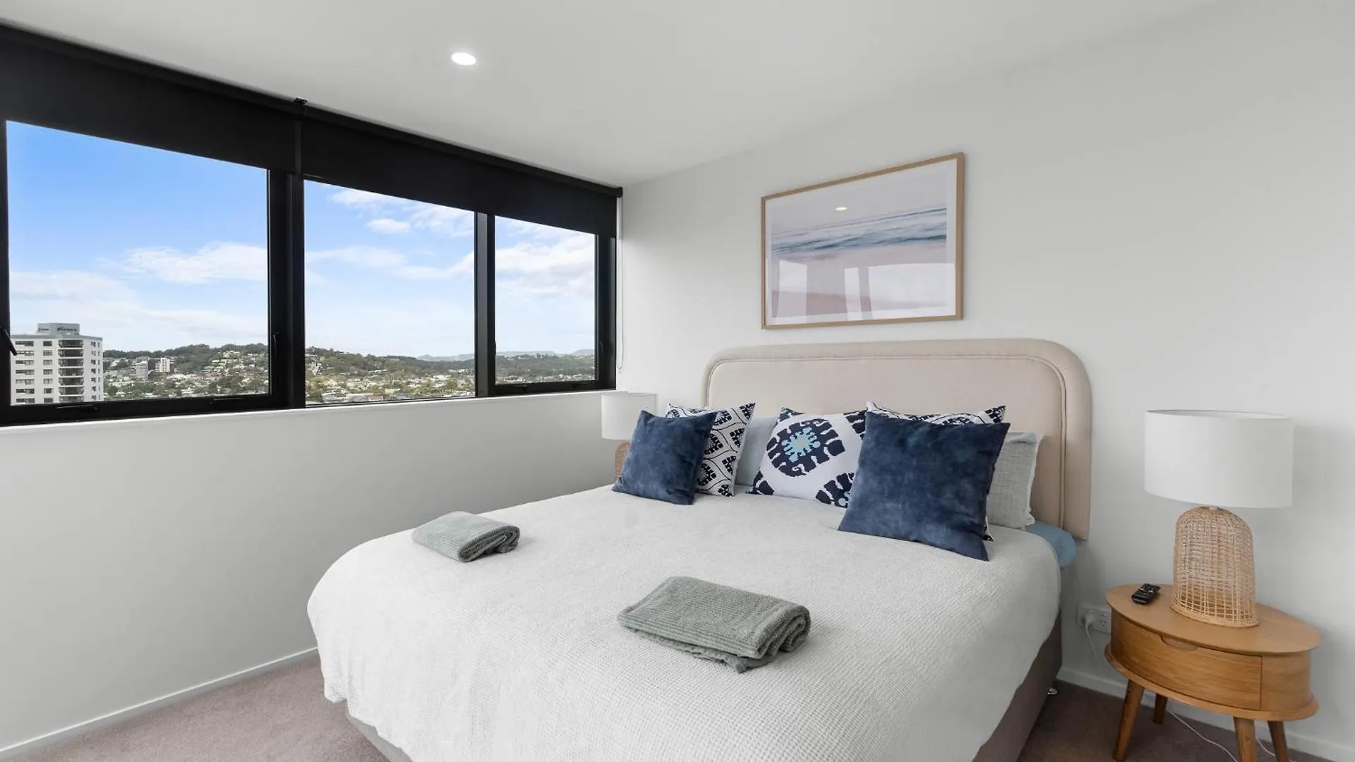 Apartment Immaculate Burleigh At Sandbar Burleigh Heads *