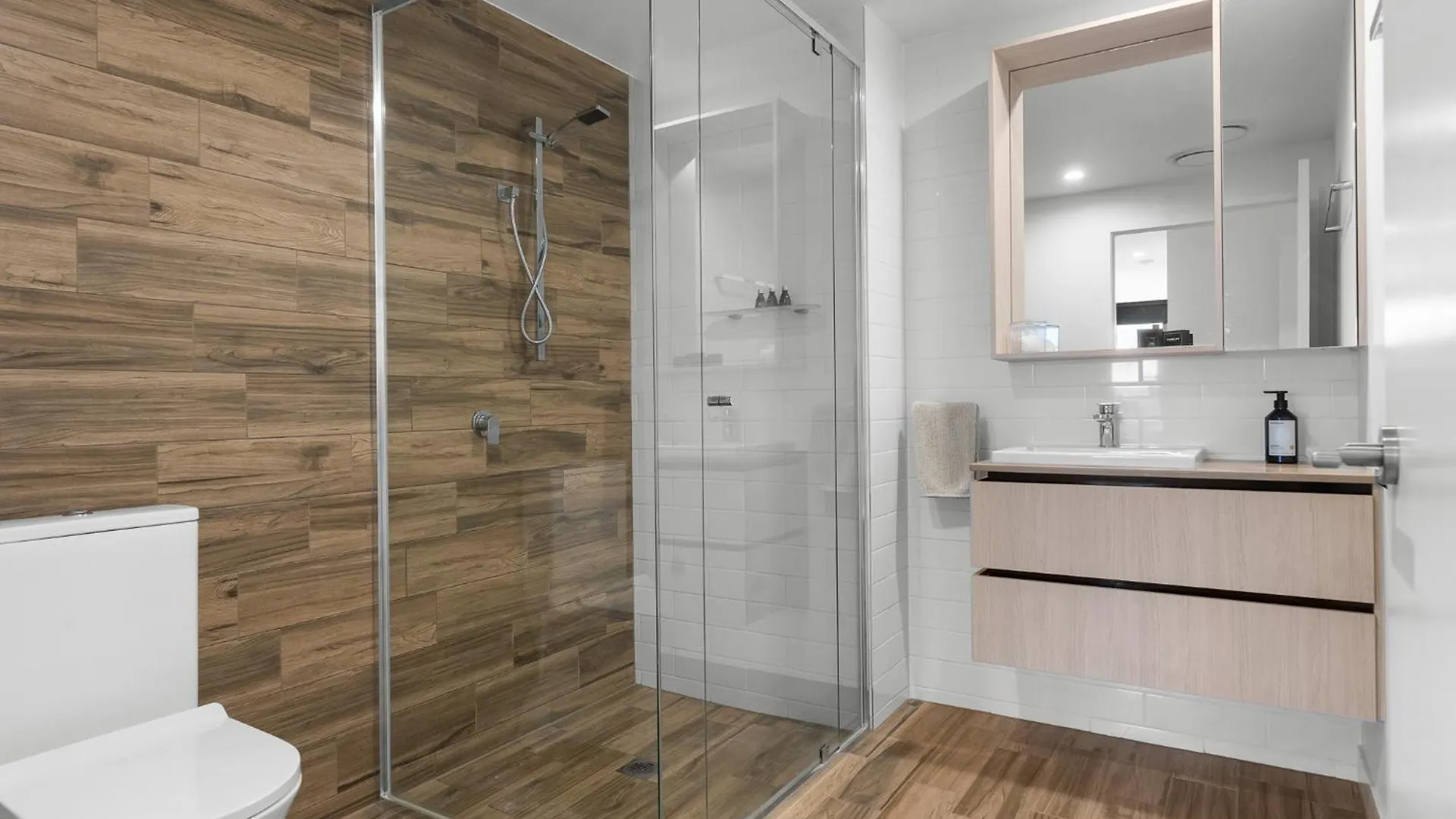 Immaculate Burleigh At Sandbar Burleigh Heads Apartment Gold Coast