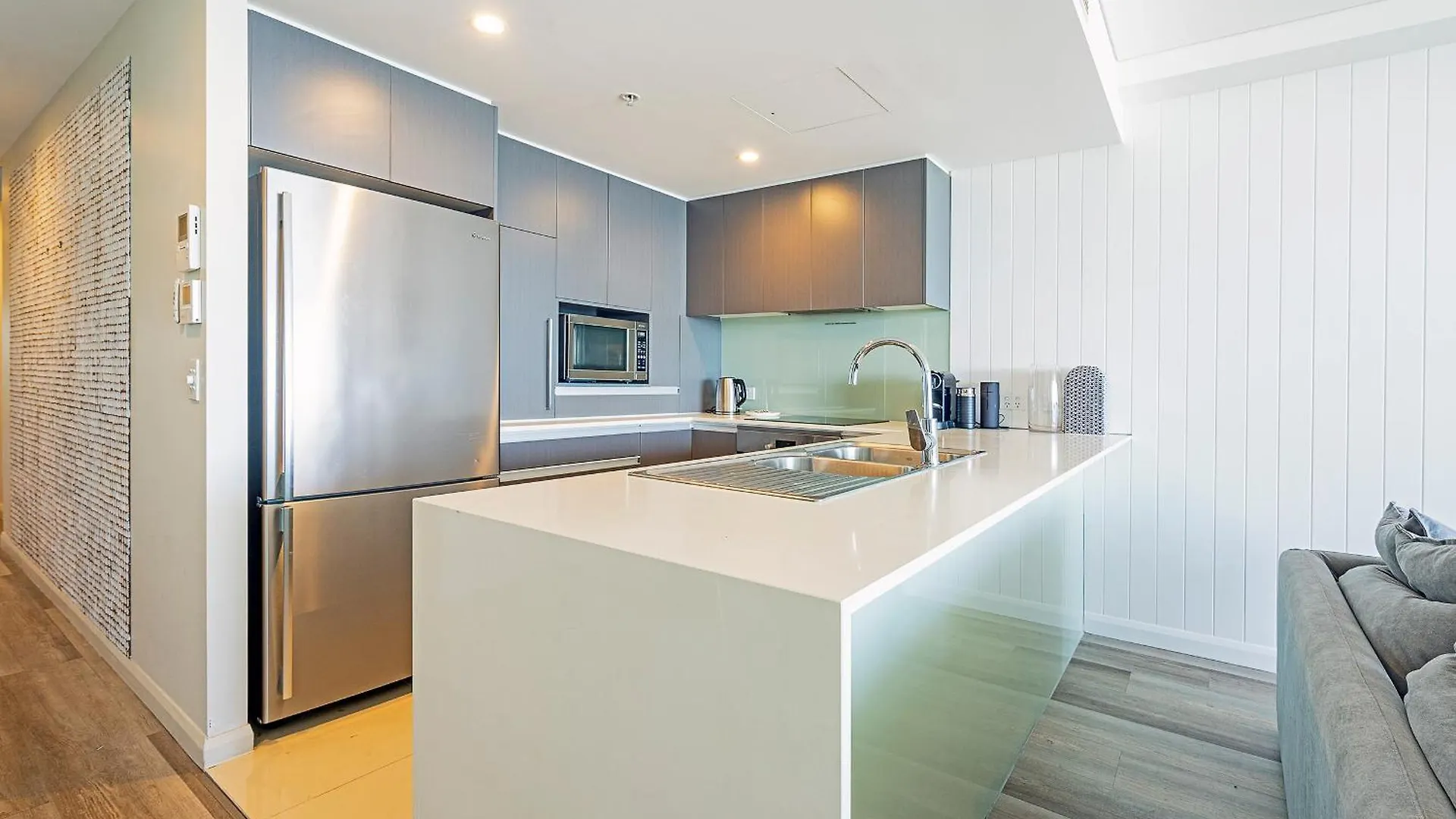 Absolute Kirra By Ecotime * Gold Coast