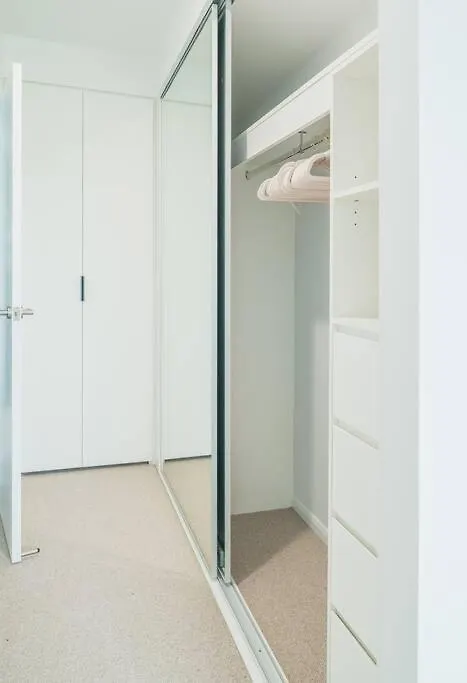 Lux Lakeside - Apartamento Gold Coast
