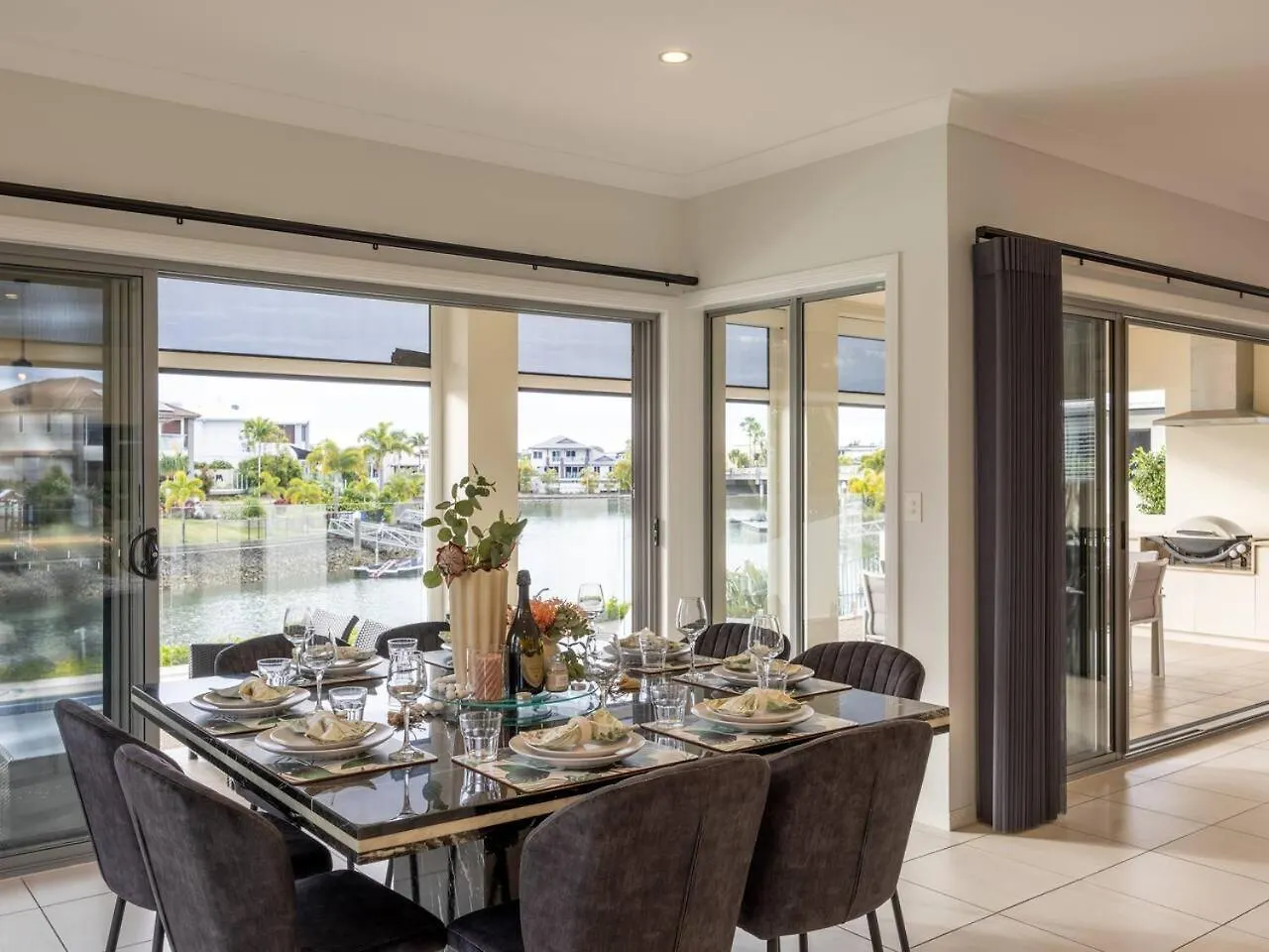 Vakantiehuis Waterfront Lifestyle Holiday5b House Nearthemepark