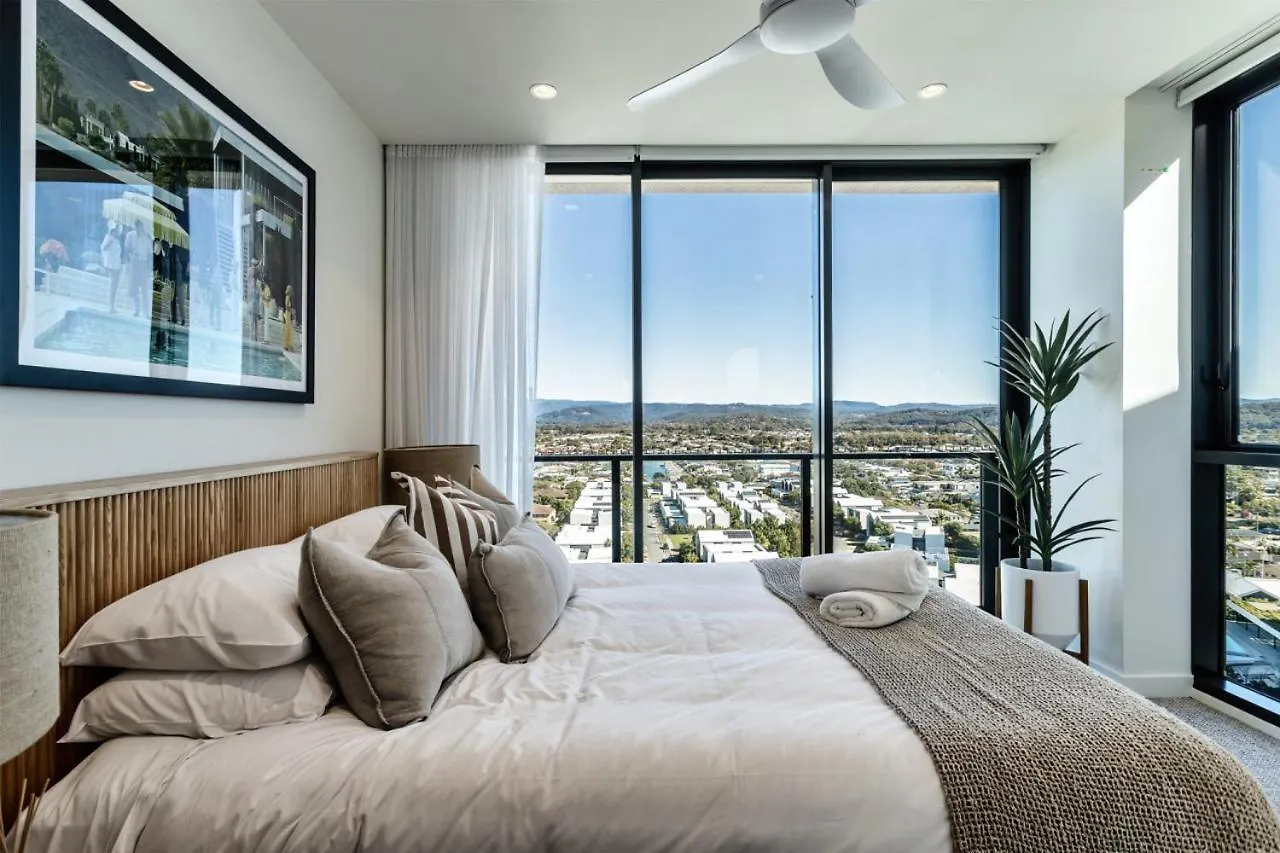 Panoramic Penthouse Views * 黄金海岸