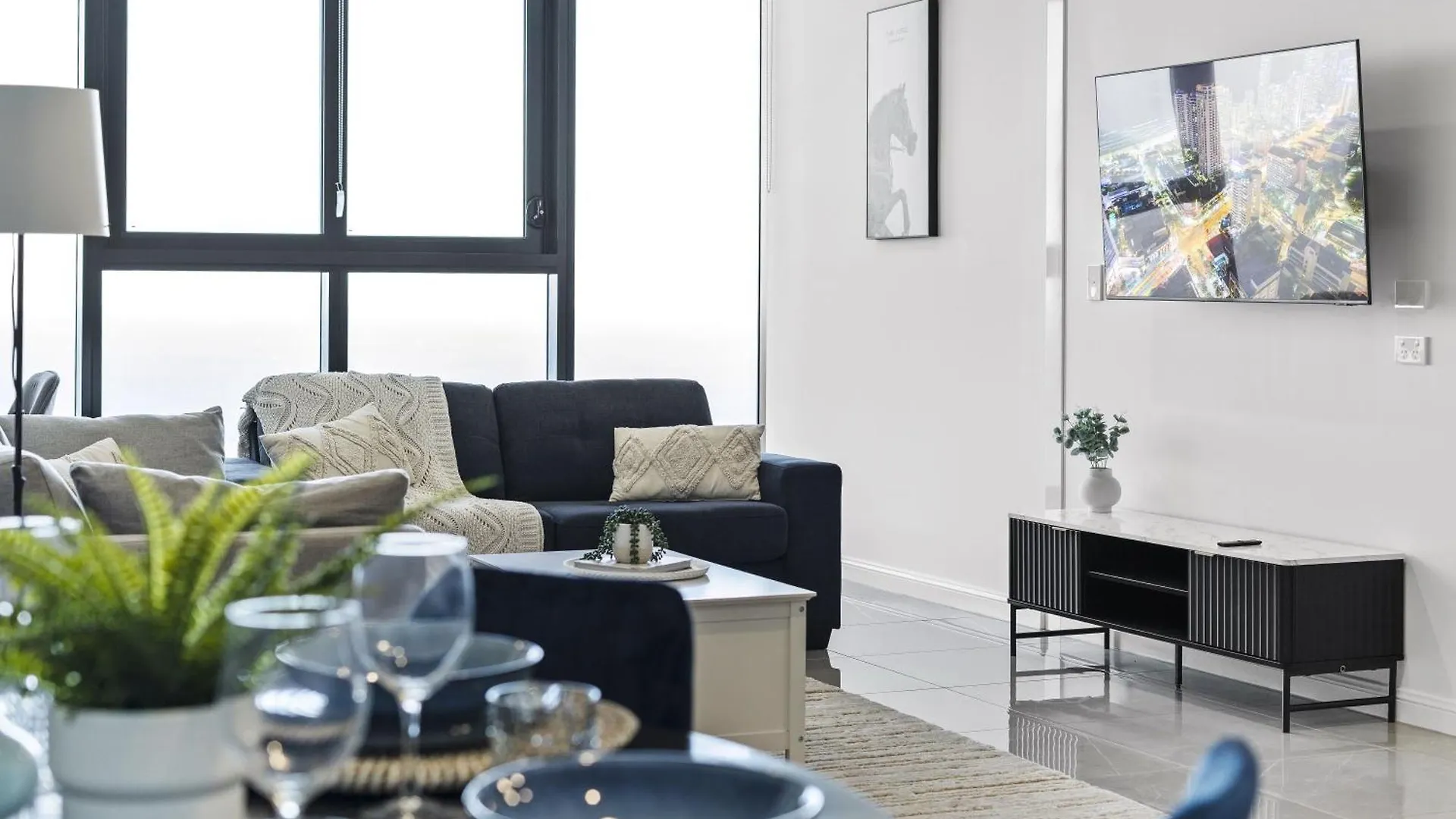 Ocean Views In Beachside 2-bedroom Unit - Q Apartmán Gold Coast