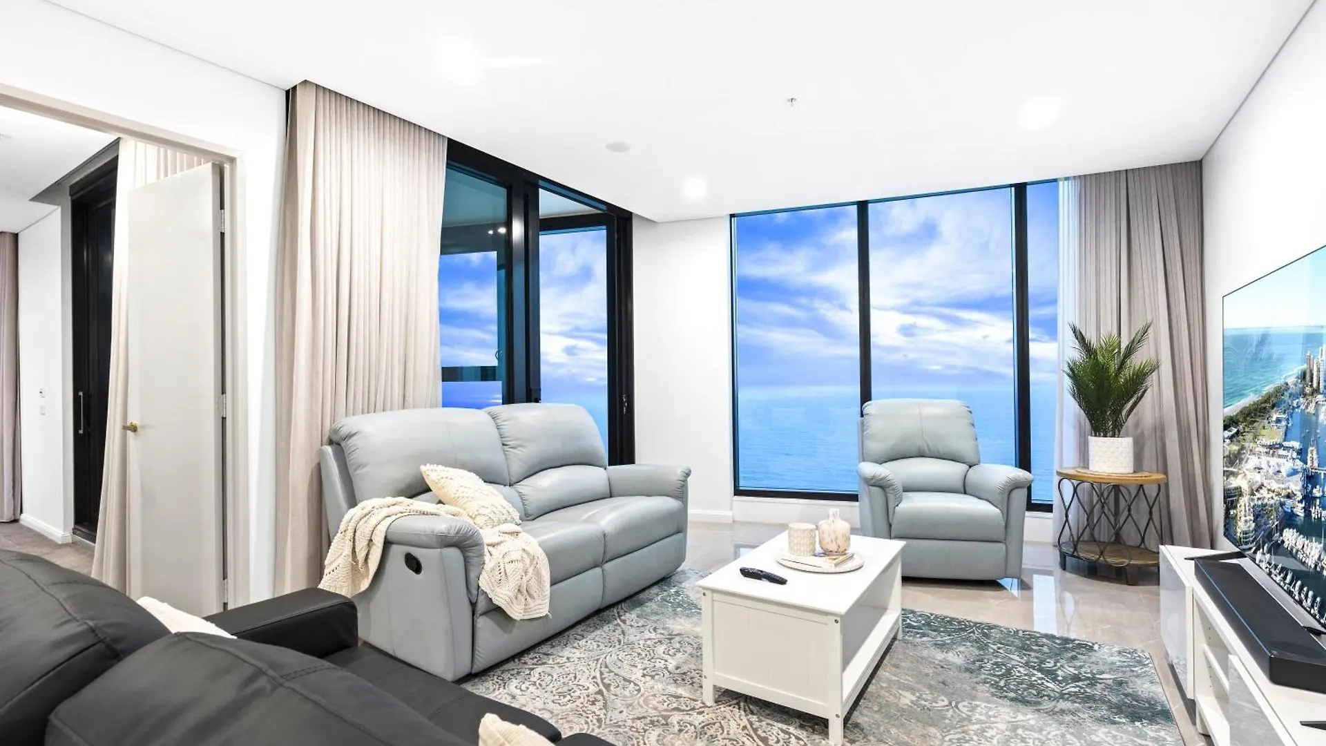 Altitude Ocean - Spectacular, Unmatched Views & Luxury *