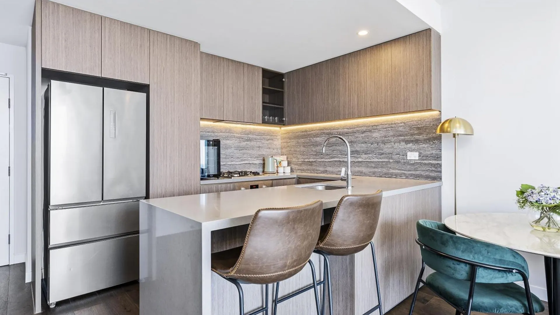 2 Bedroom 1 Bathroom Private At Casino - Paid Parking Only Apartment Gold Coast