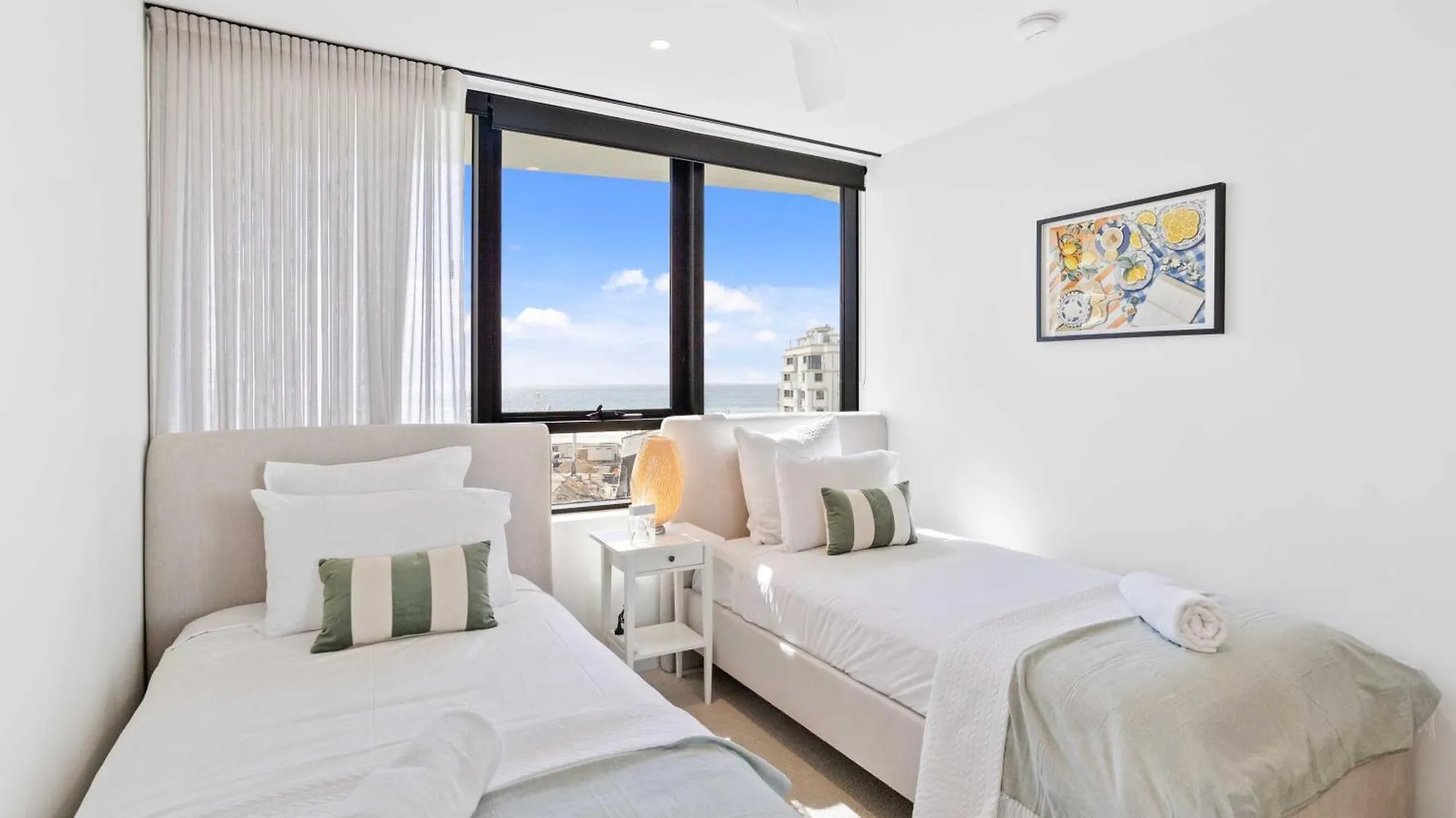 Luxe Oceanview In Palm Apartment Gold Coast