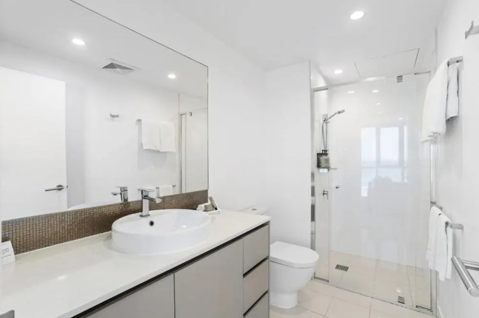 Premium Oceanfront Unit At Rhapsody Surfers Paradise Gold Coast