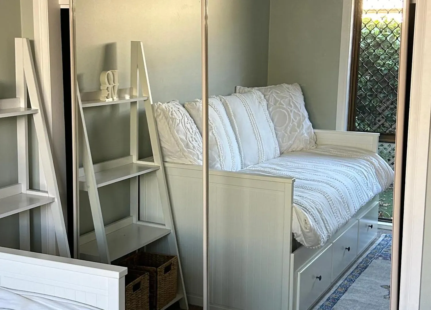 Homestay Burleigh Waters Seaside Heaven *