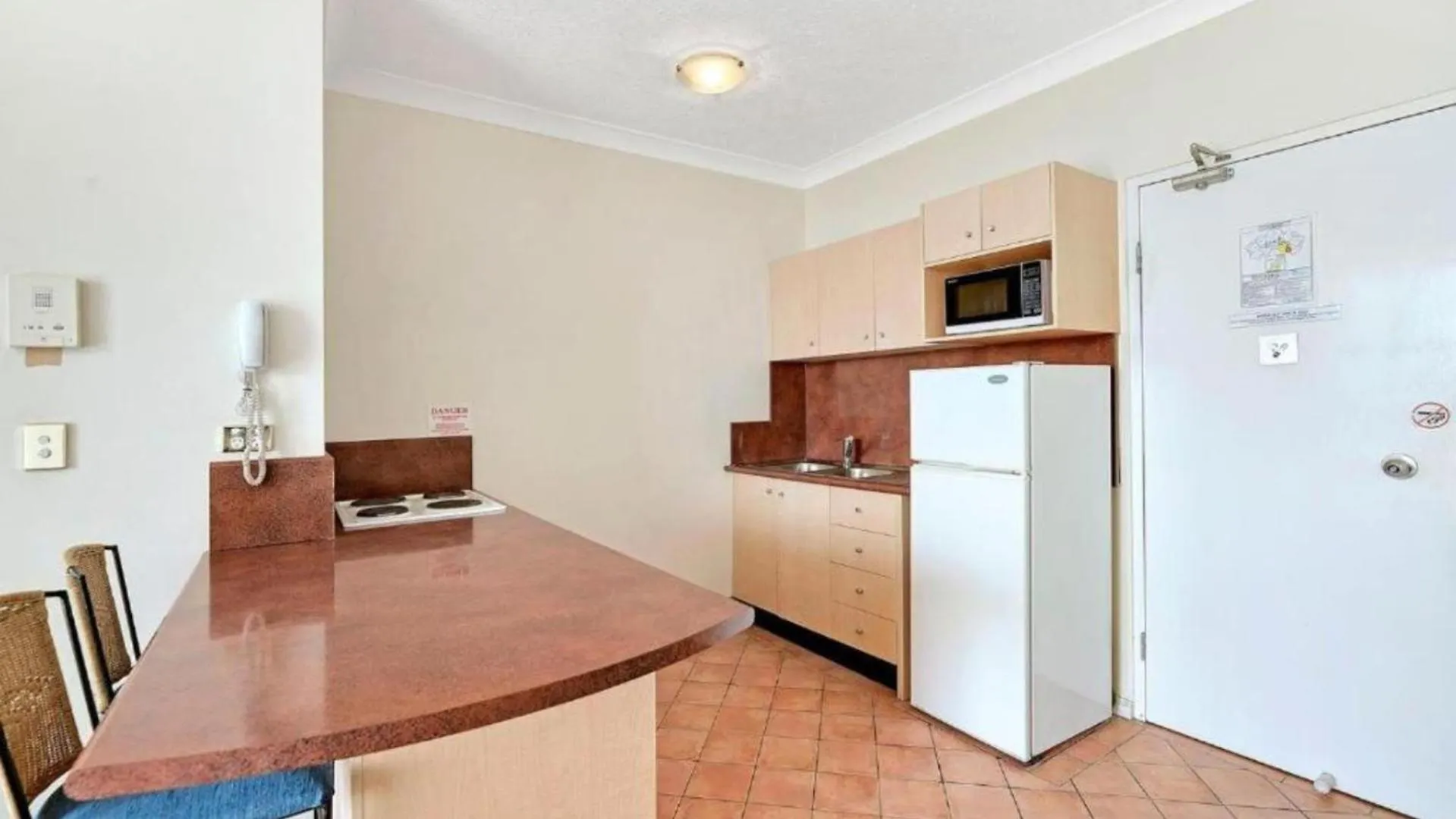 Surf Parade Aparthotel Gold Coast