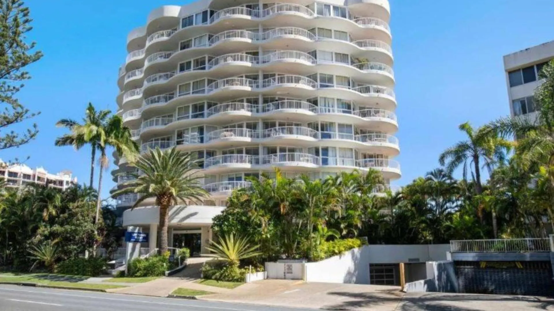 Surf Parade Aparthotel Gold Coast