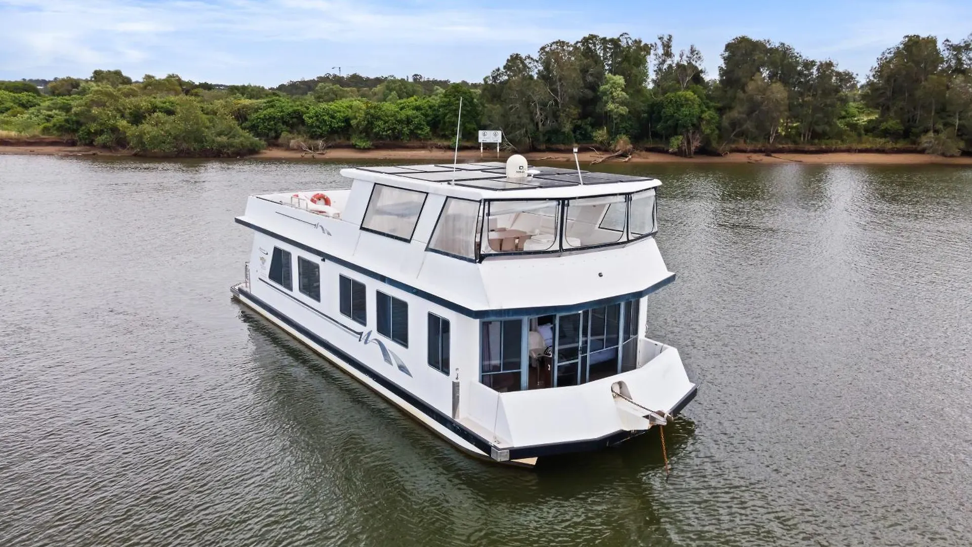 Πλωτό κατάλυμα Coomera Houseboats 4*